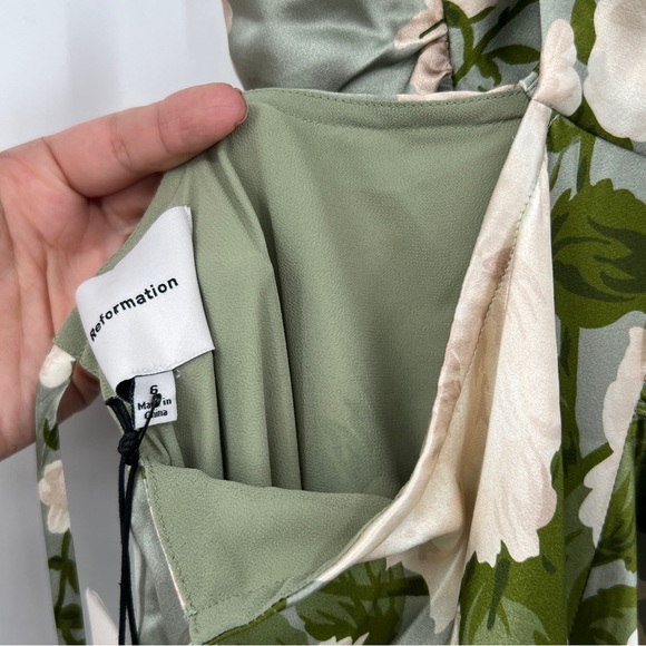 Reformation Anaiis Tarragon Floral Sage Green Maxi Dress with Blush Floral Print - Picture 5 of 6